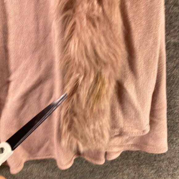 Questions Vest Women S/M Pink Knit Open Front Sleeveless Fur Trim Casual Solid - Picture 7 of 10